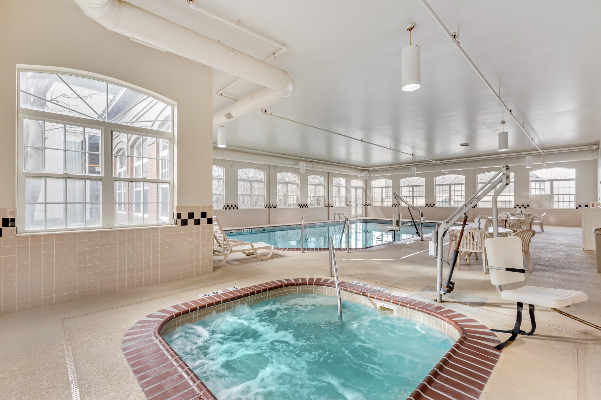 Country Inn & Suites — Indoor pool and whirlpool